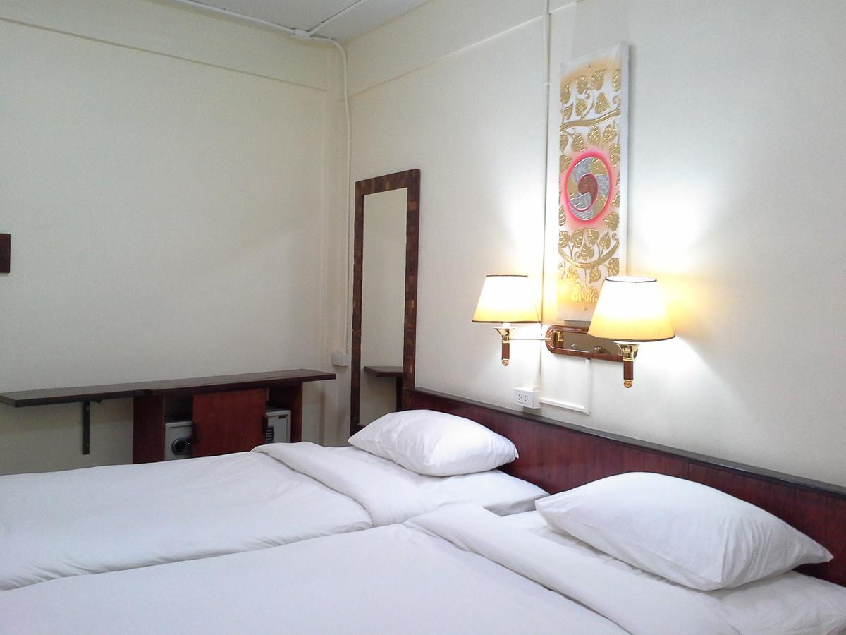 Bc Guesthouse Banglamphu กรุงเทพมหานคร ภายนอก รูปภาพ