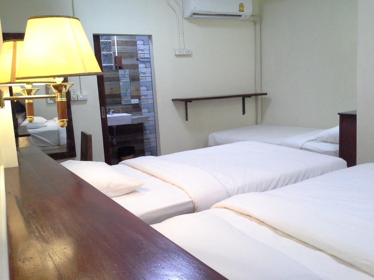 Bc Guesthouse Banglamphu กรุงเทพมหานคร ภายนอก รูปภาพ